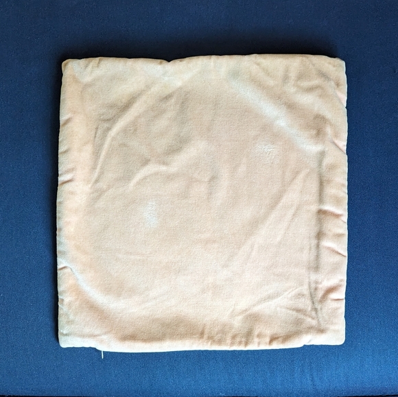 Two Cavaliers & Friend Pillow Cover - Picture 2 of 3